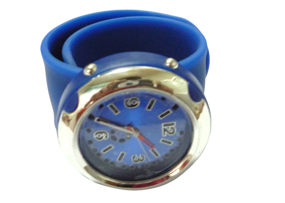 Pulseira de Silicone multifuncional e caso preciso movimento Quartz tapa Bracelet Watch